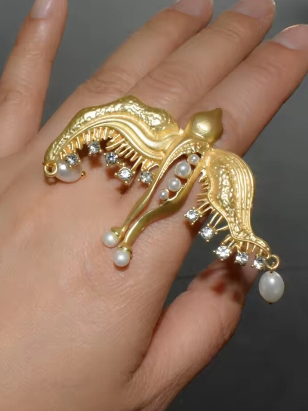 New! Gold Pearl & Crystal Bird Ring Statement Cocktail ( 1030 ) NWOT